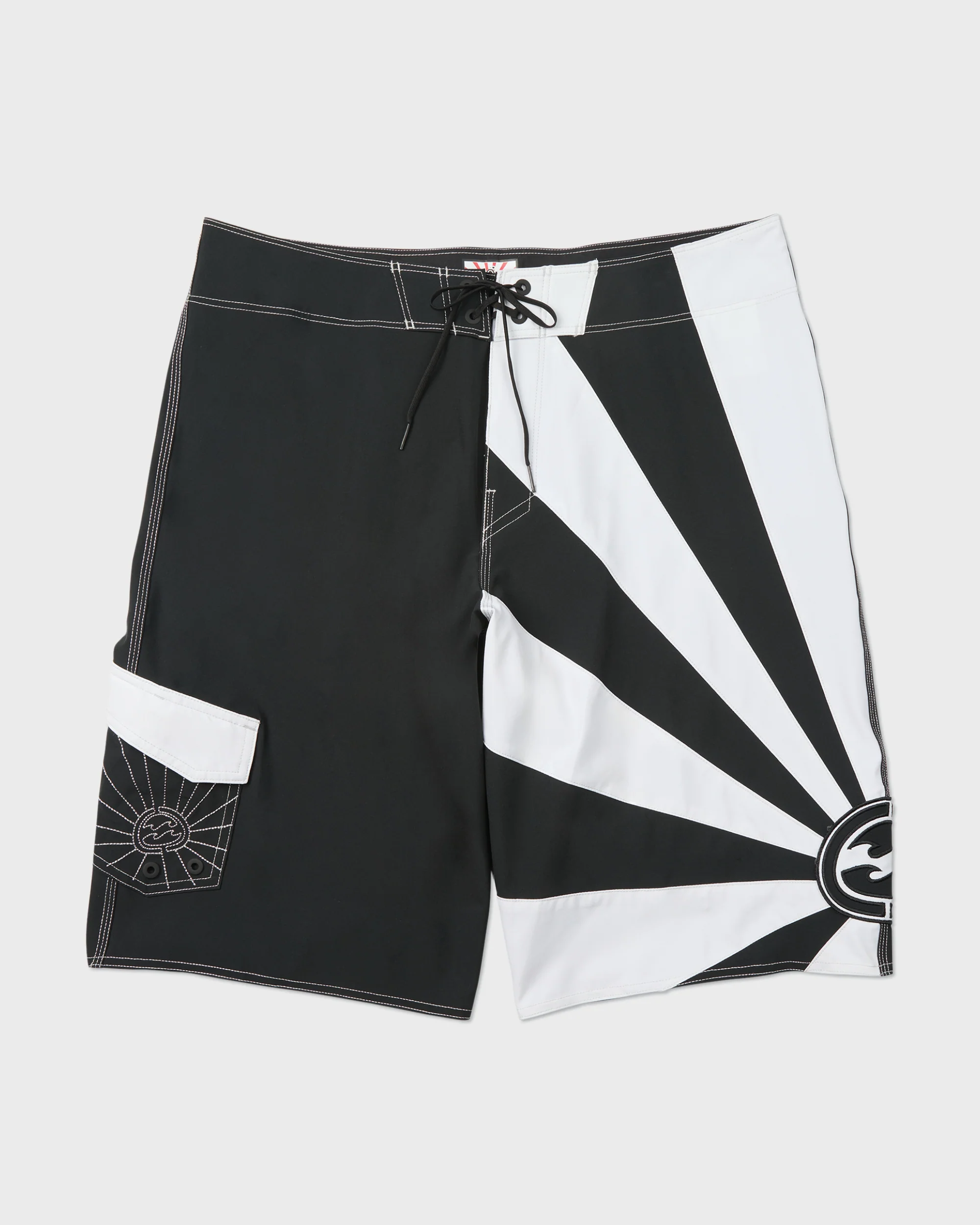 A.I. Rising Sun Pro 22" Boardshorts - Black/White - Image 3