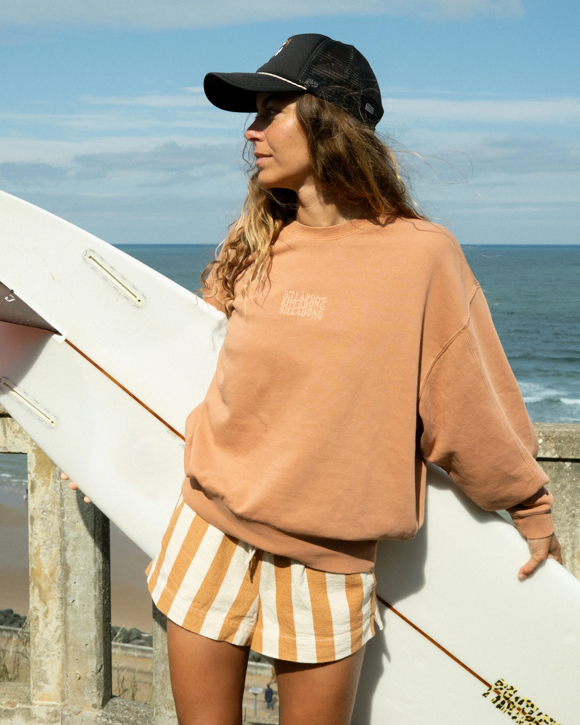 Bleached Out Kendal Crewneck Sweatshirt - Caramel Cafe - Image 3