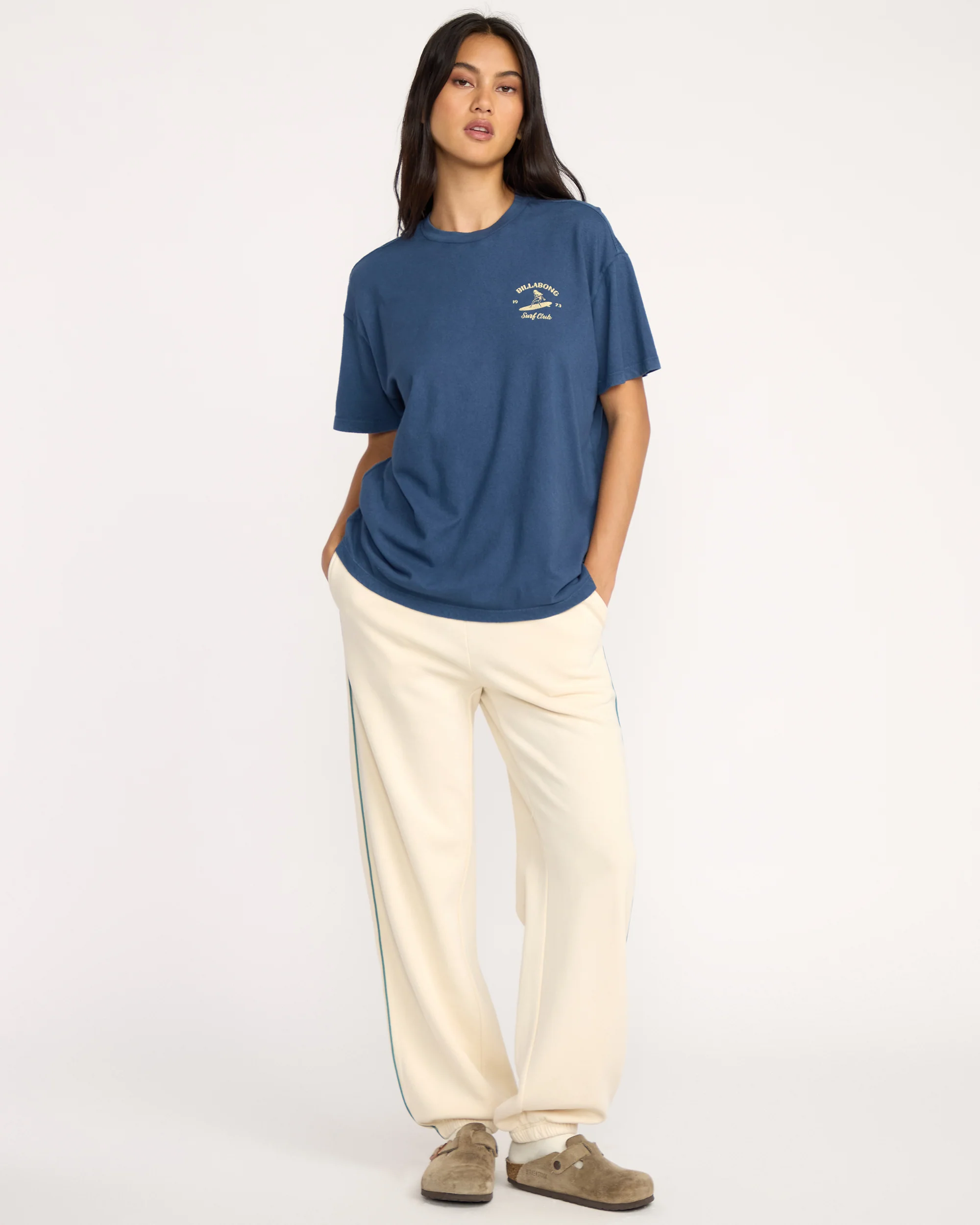 Catch Feelings T-Shirt - Navy - Image 4
