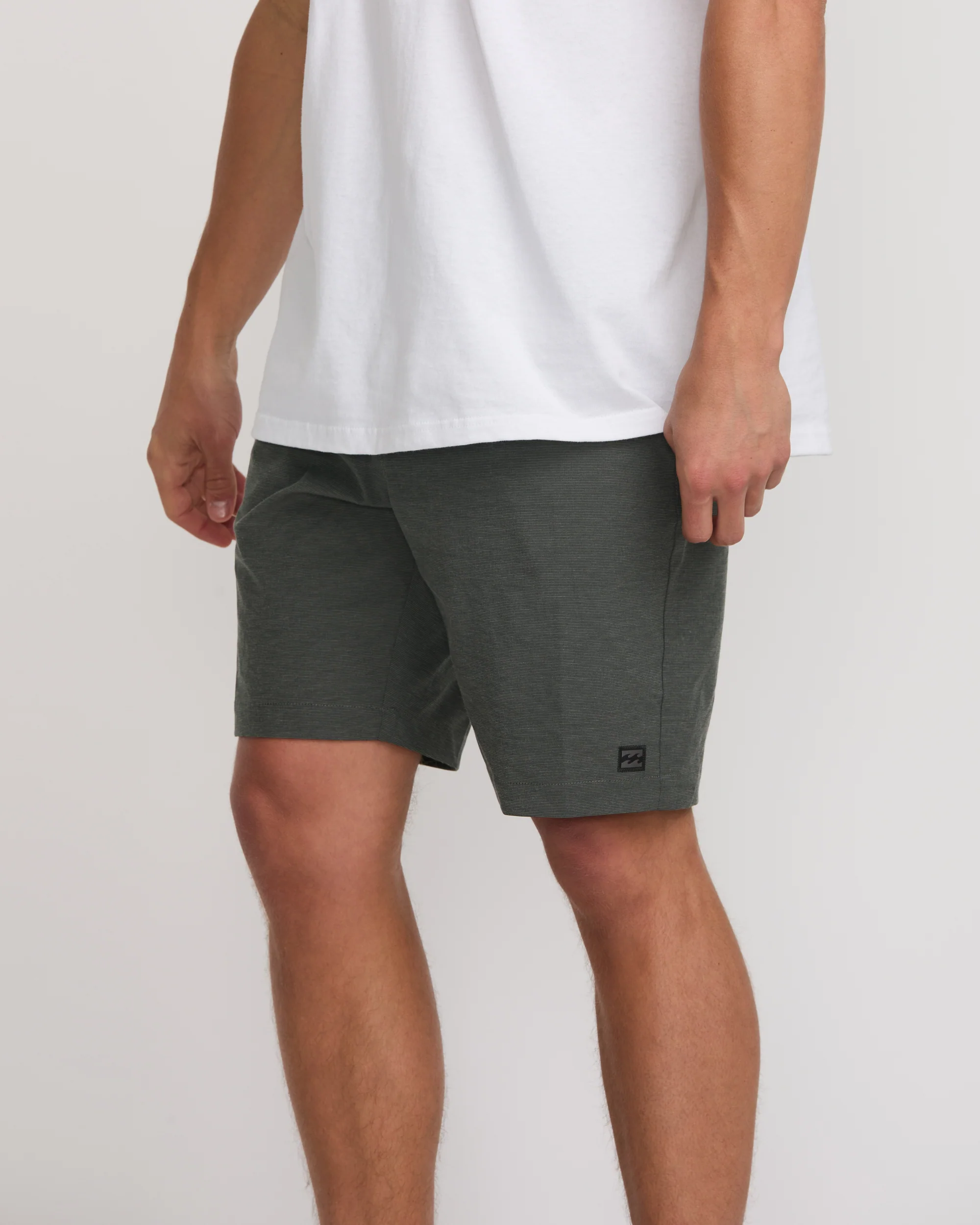 Crossfire Submersible 19" Hybrid Shorts - Asphalt - Image 5