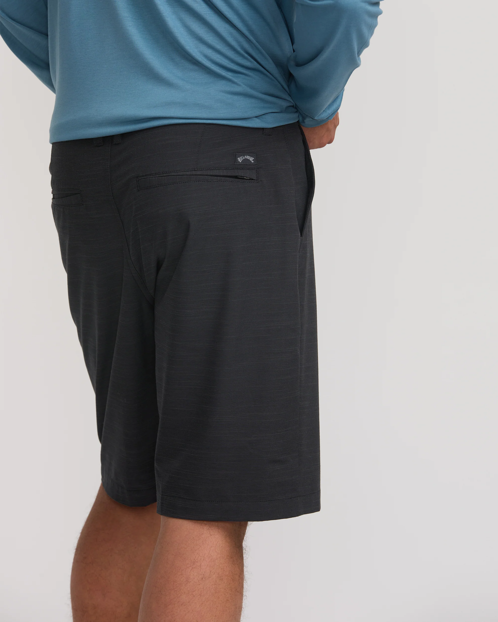 Crossfire Submersible 21" Hybrid Shorts - Black - Image 6