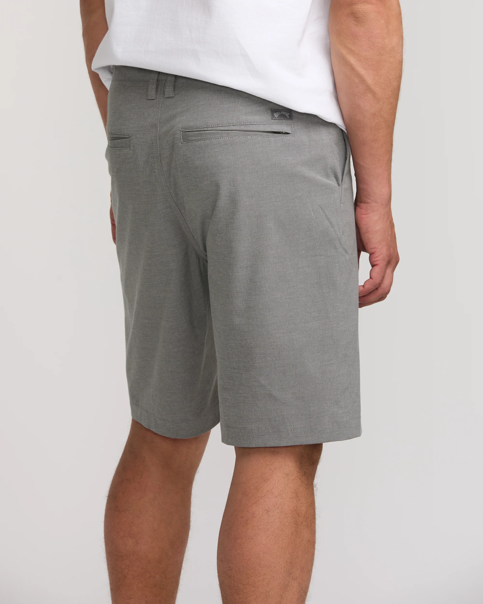 Crossfire Submersible 21" Hybrid Shorts - Gray - Image 4