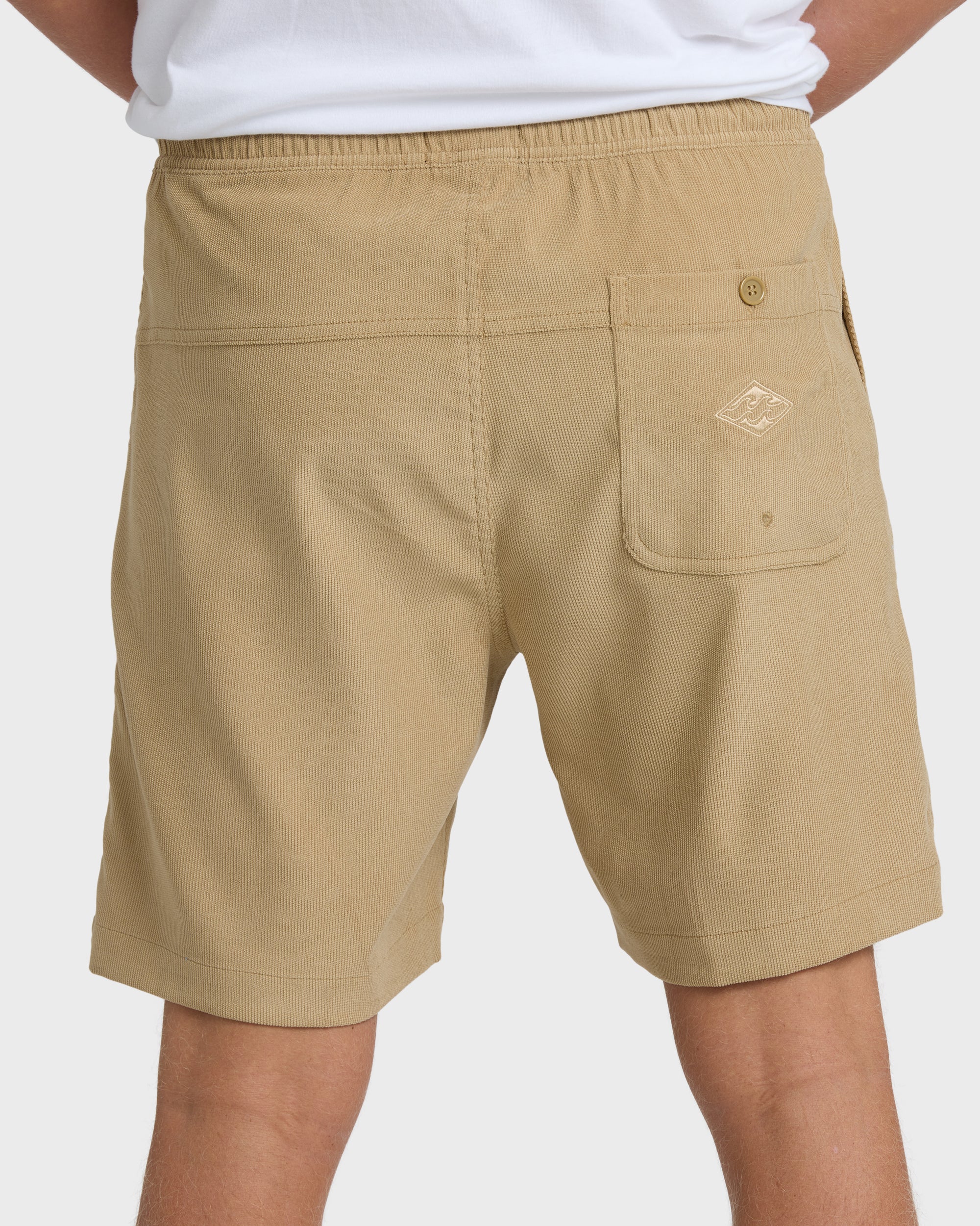 De La Cruz Submersible Hybrid Shorts - Khaki - Image 5