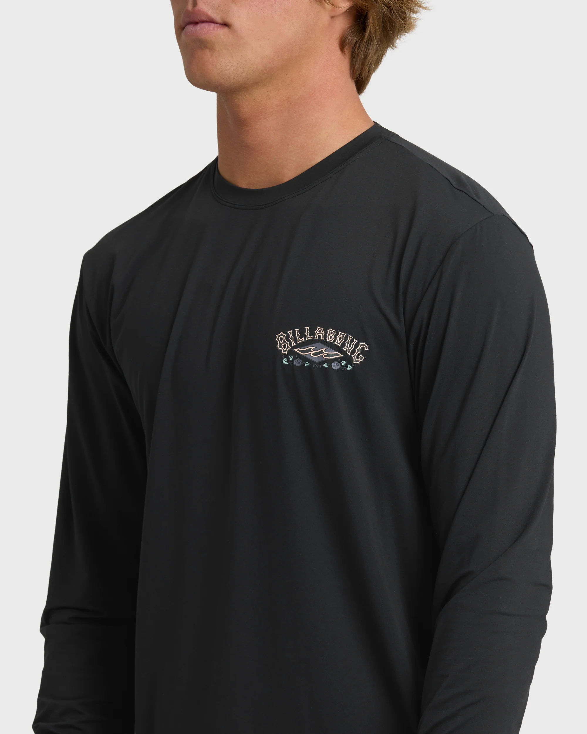 Heritage Loose Fit Long Sleeve Surf Tee - Black - Image 5
