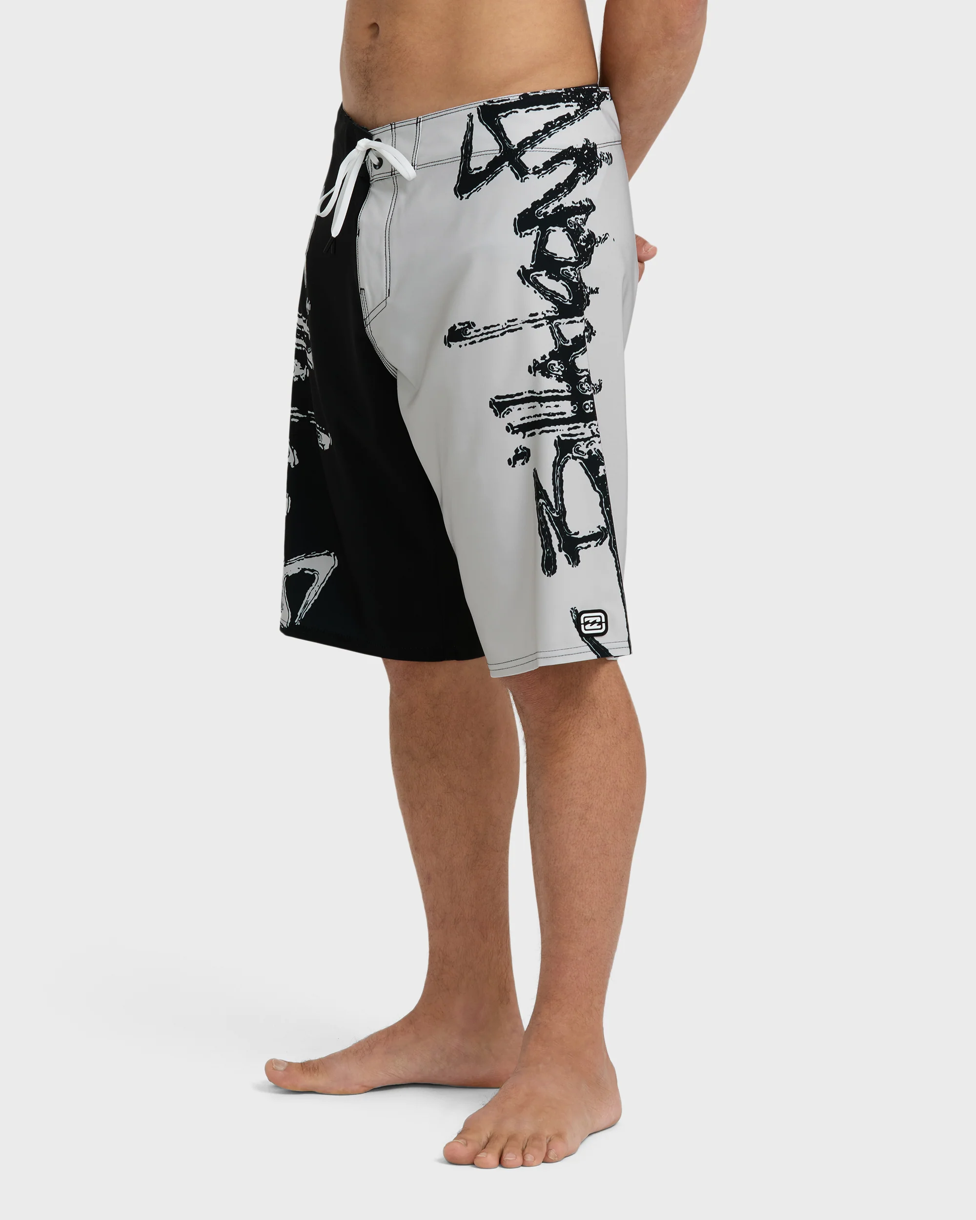 Inverted Pro 22" Boardshorts - Washed Black - Image 3