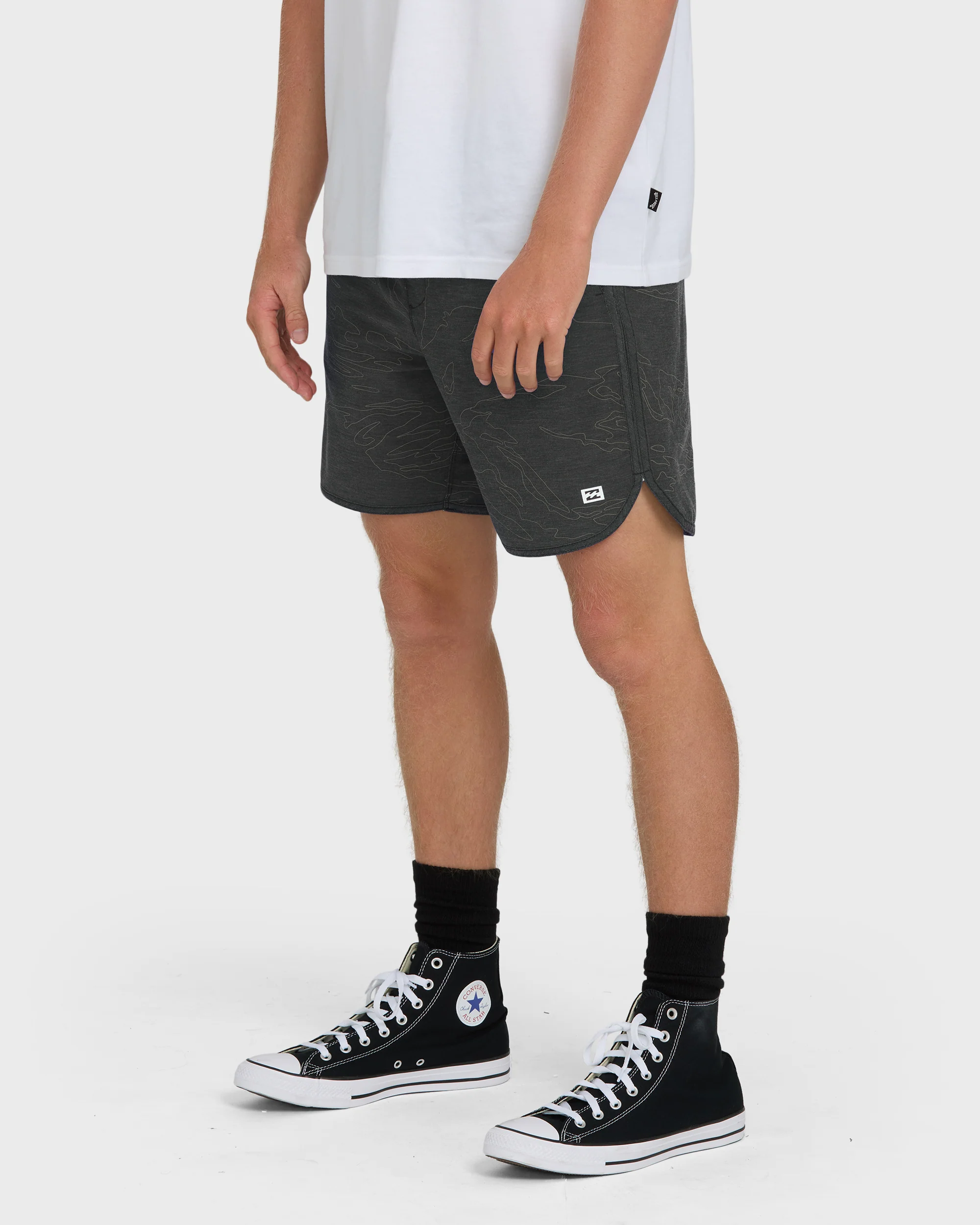 Surftrek Transit Elastic 17" Hybrid Shorts - Black Camo - Image 3