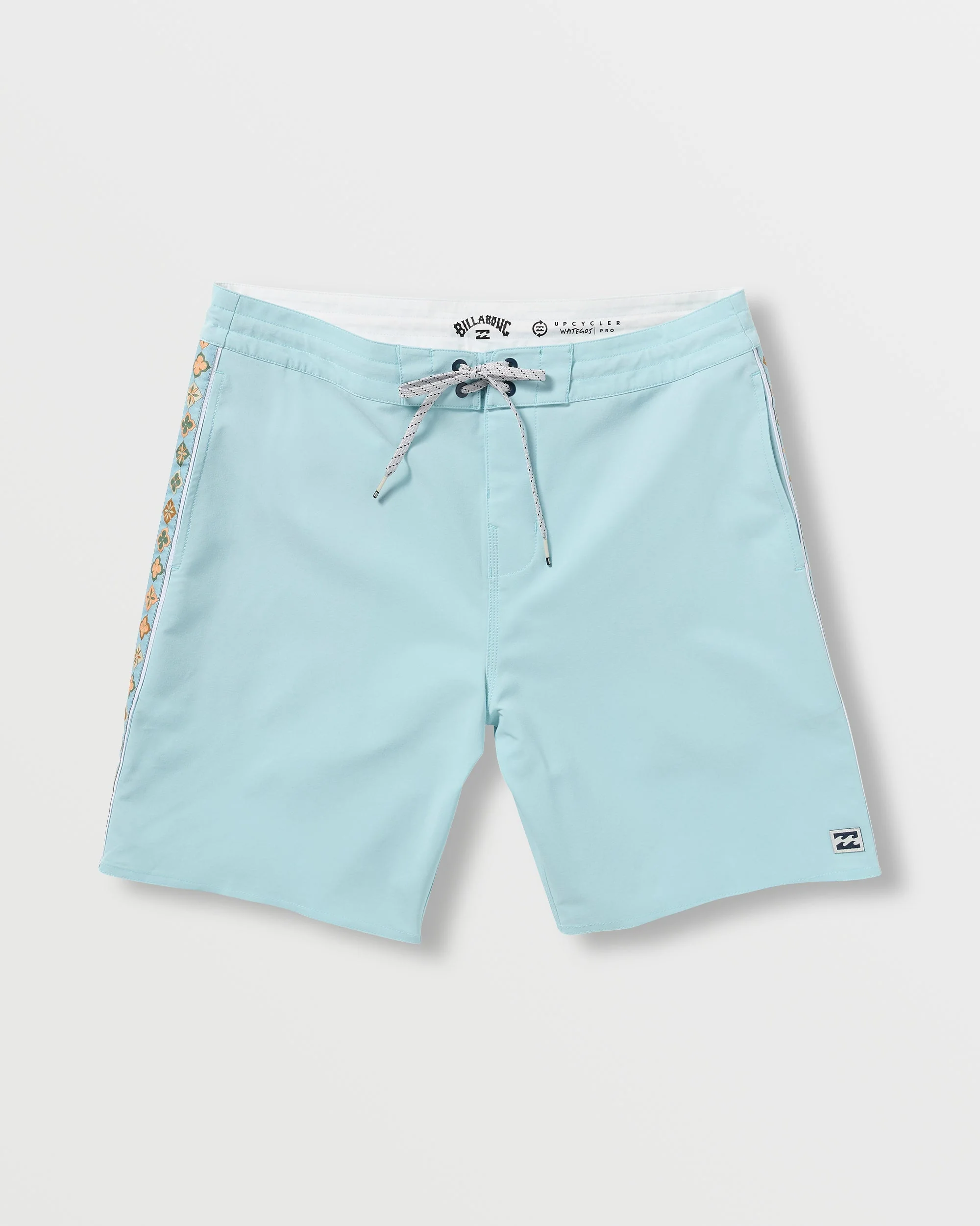 Wategos Lo Tide 19" Boardshorts - Dusty Blue - Image 4