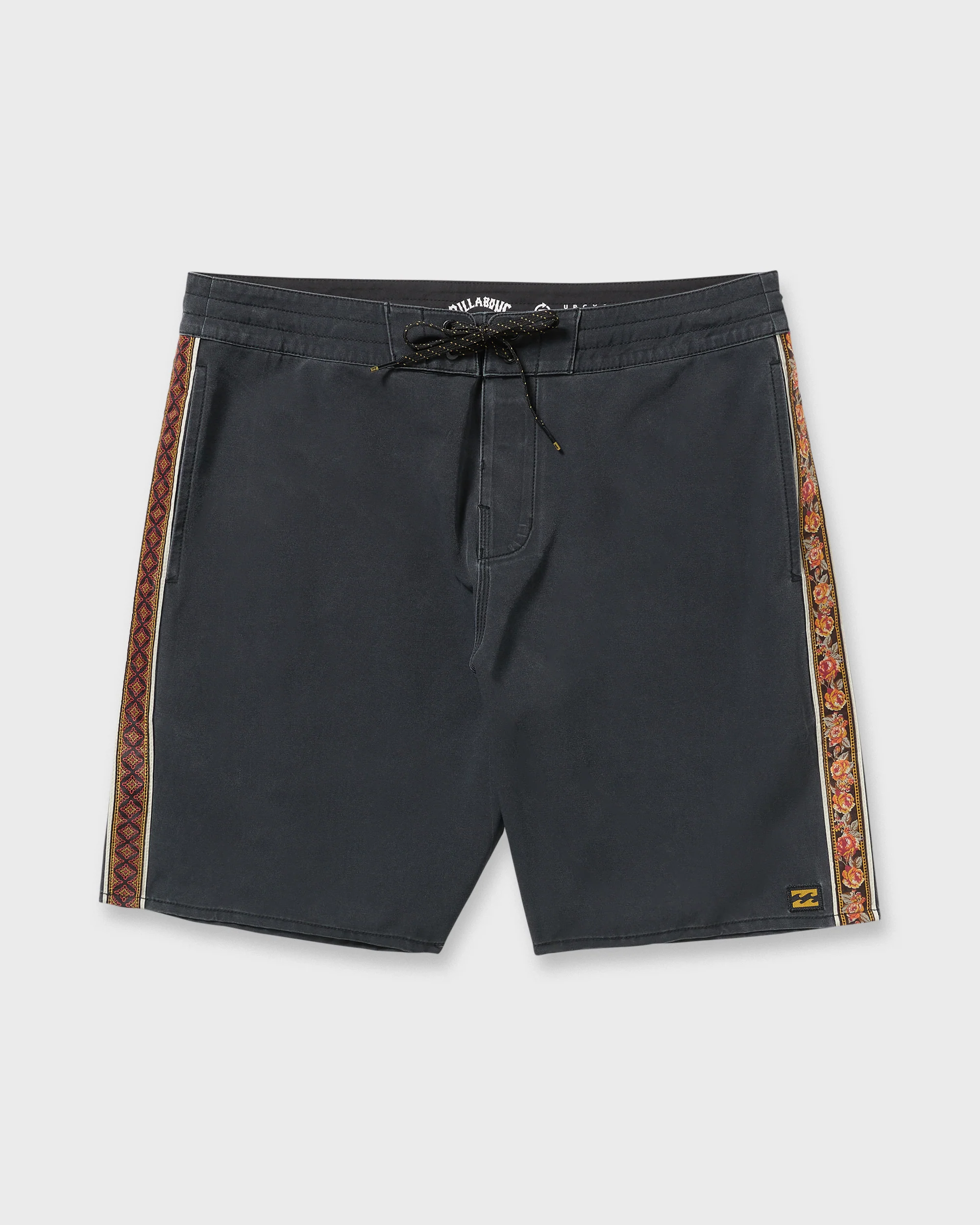Wategos Lo Tide 19" Boardshorts - Phantom - Image 9